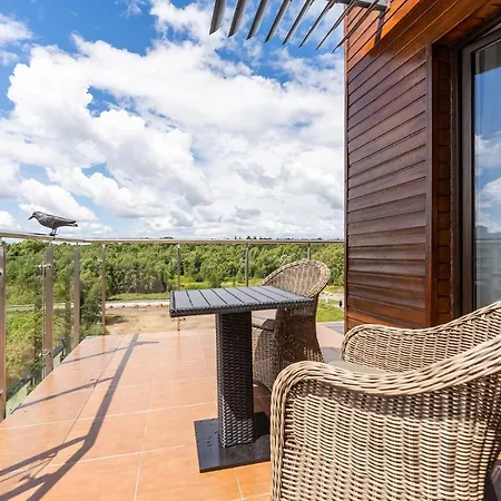 아파트 Komfort Baltic Plaza 코워브제크