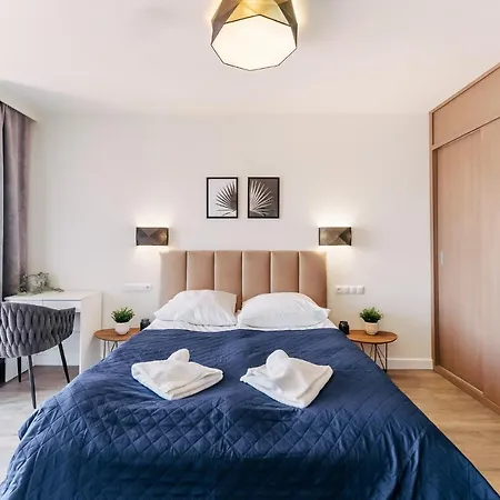 아파트 Komfort Baltic Plaza 코워브제크