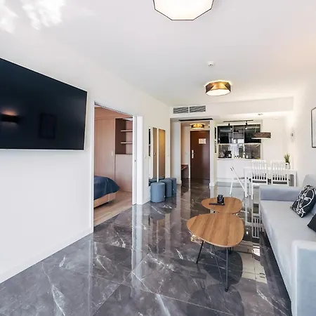 Komfort Baltic Plaza Apartamento