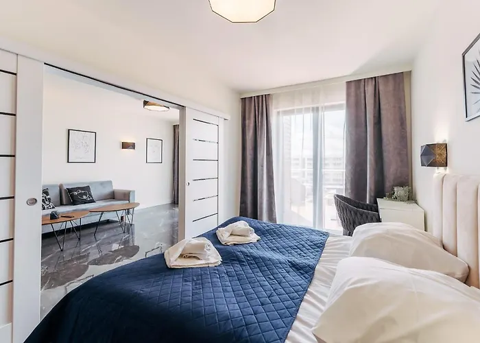 Komfort Baltic Plaza דירה *